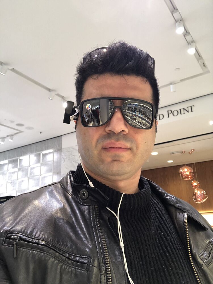  34320881  Hamid, 45 ,    's-Graveland