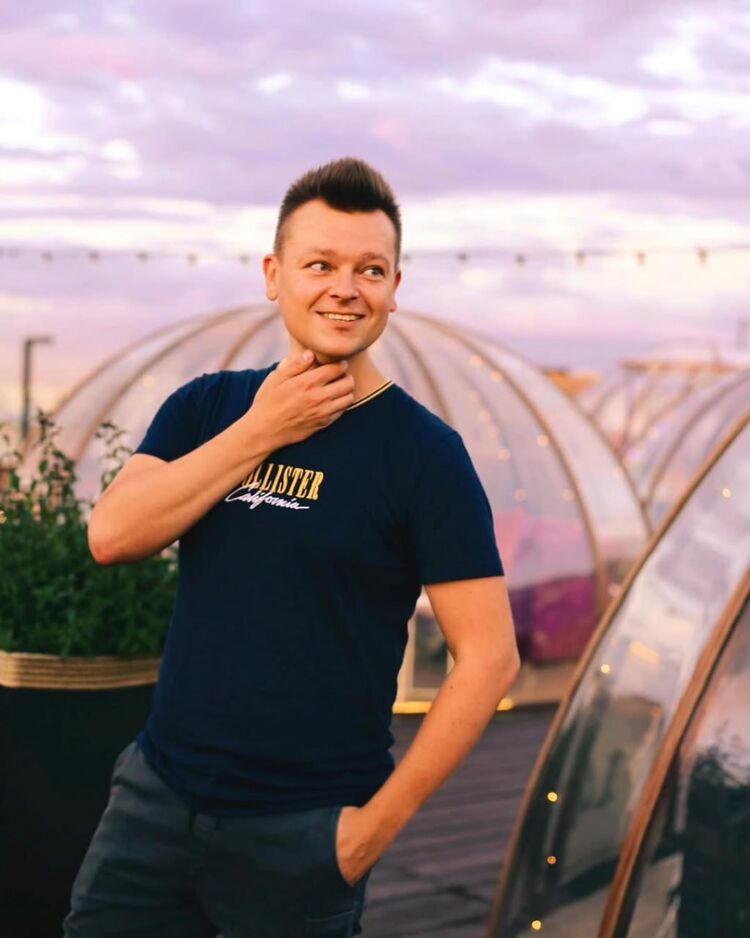  54668421  , 36 ,    Hot