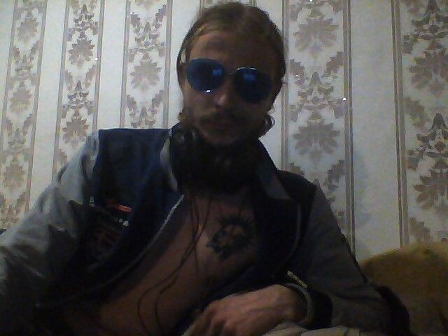  16041561  Tuosan, 32 ,    