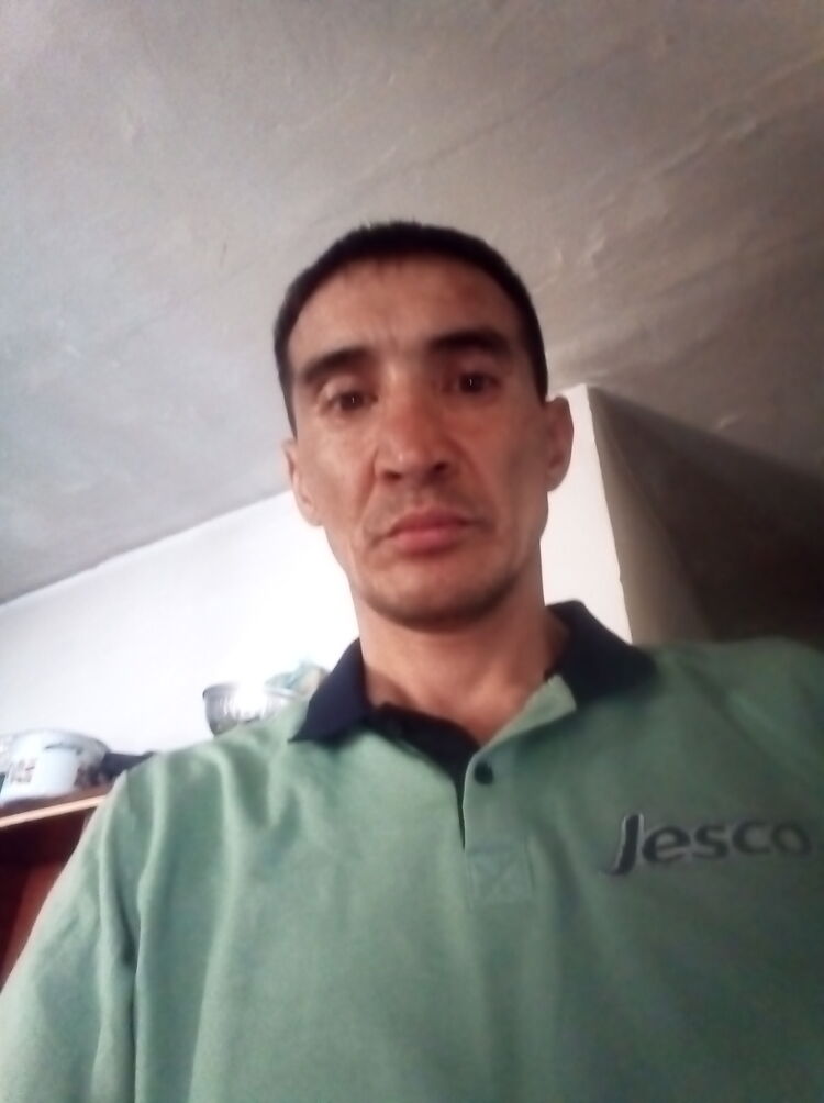  31315331  Baxtiyor, 44 ,    