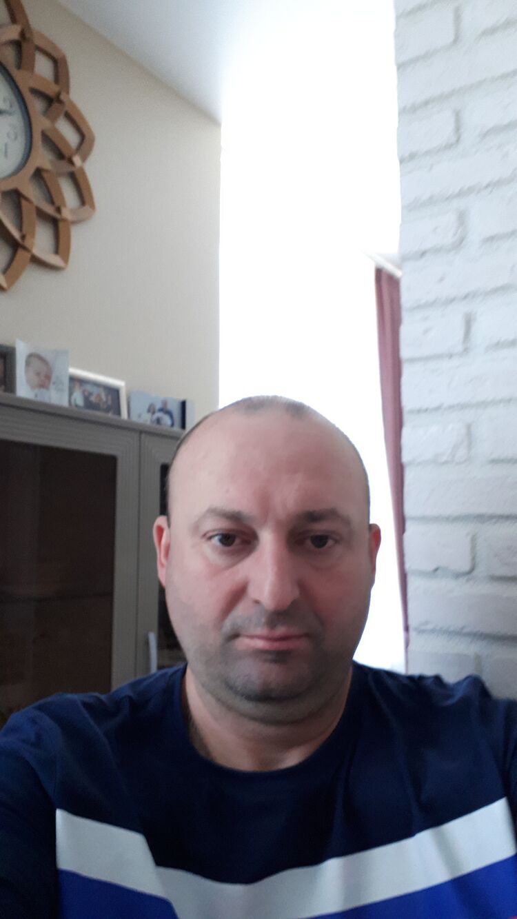  23361991  Vladimir, 52 ,    -