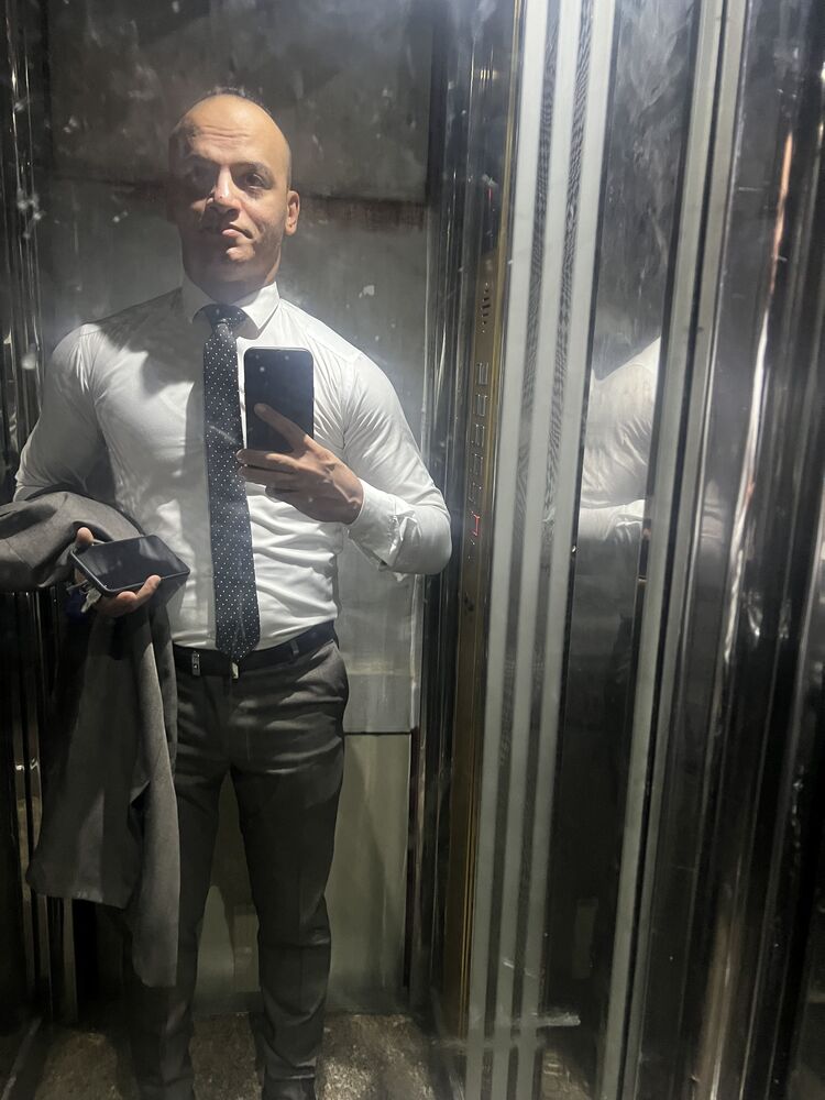  47562531  Ahmed, 35 ,    
