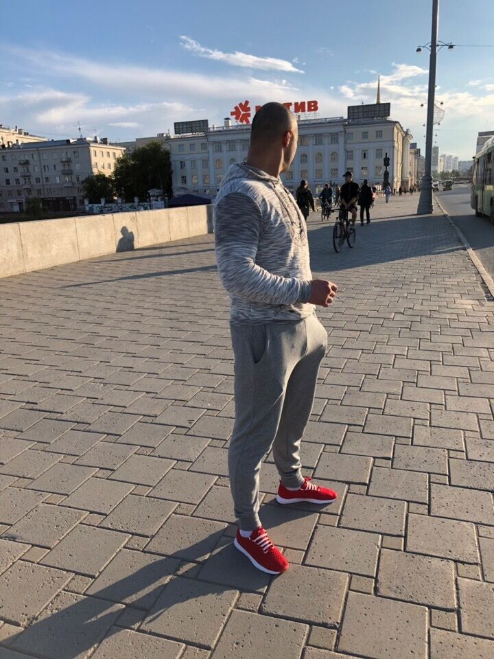  28051981  , 32 ,    