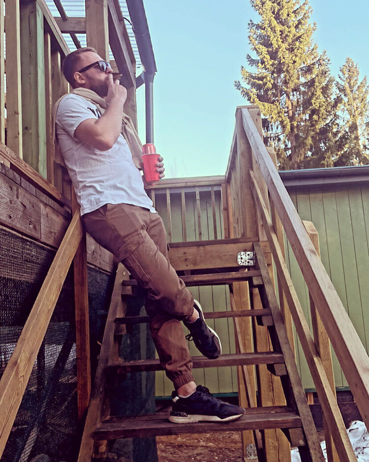  34548831  , 27 ,    -