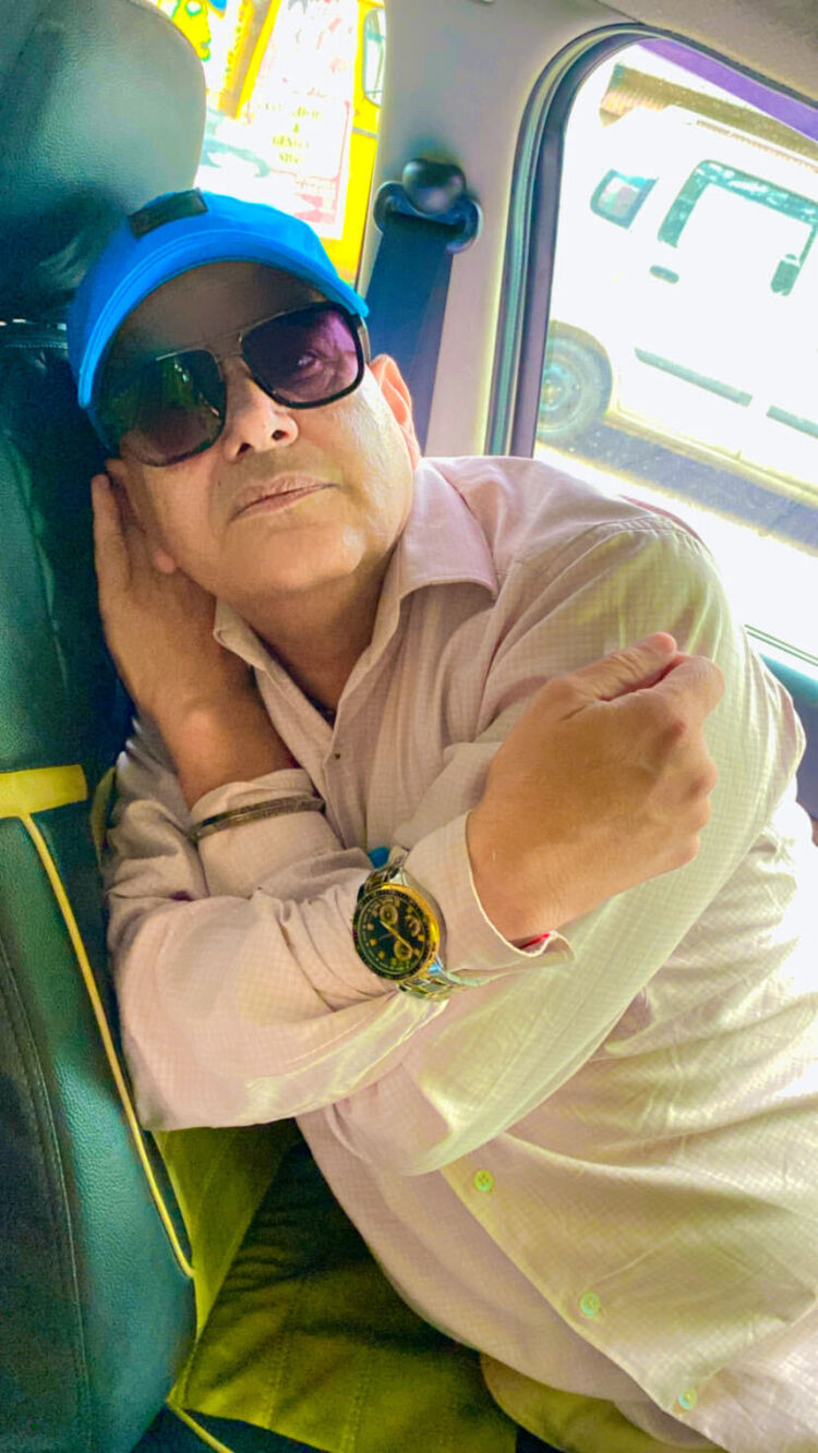  53353091  Sanjay, 57 ,    Srinagar