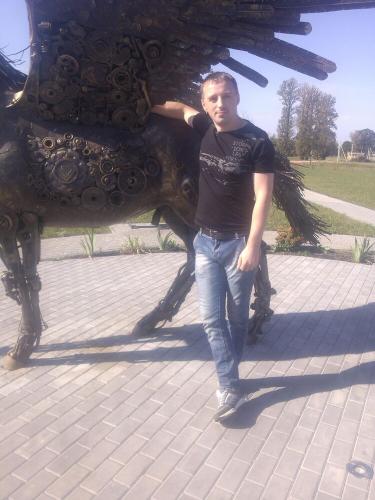  ,   Boris, 38 ,   ,   