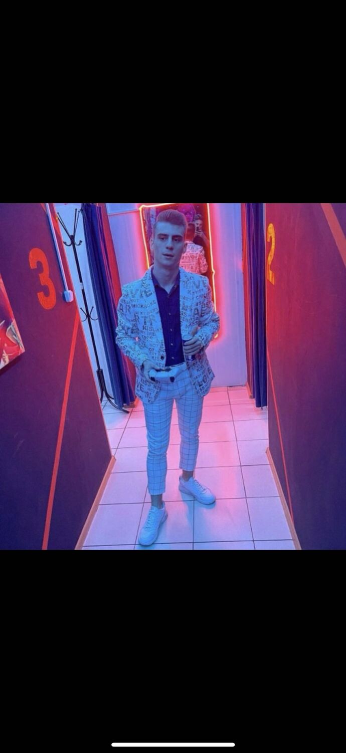  ,   , 24 ,   ,   