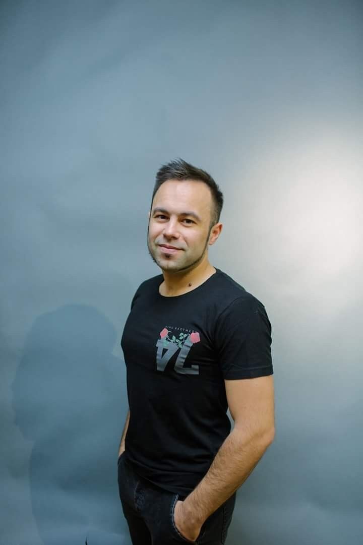  ,   Vane, 34 ,   ,   , c 