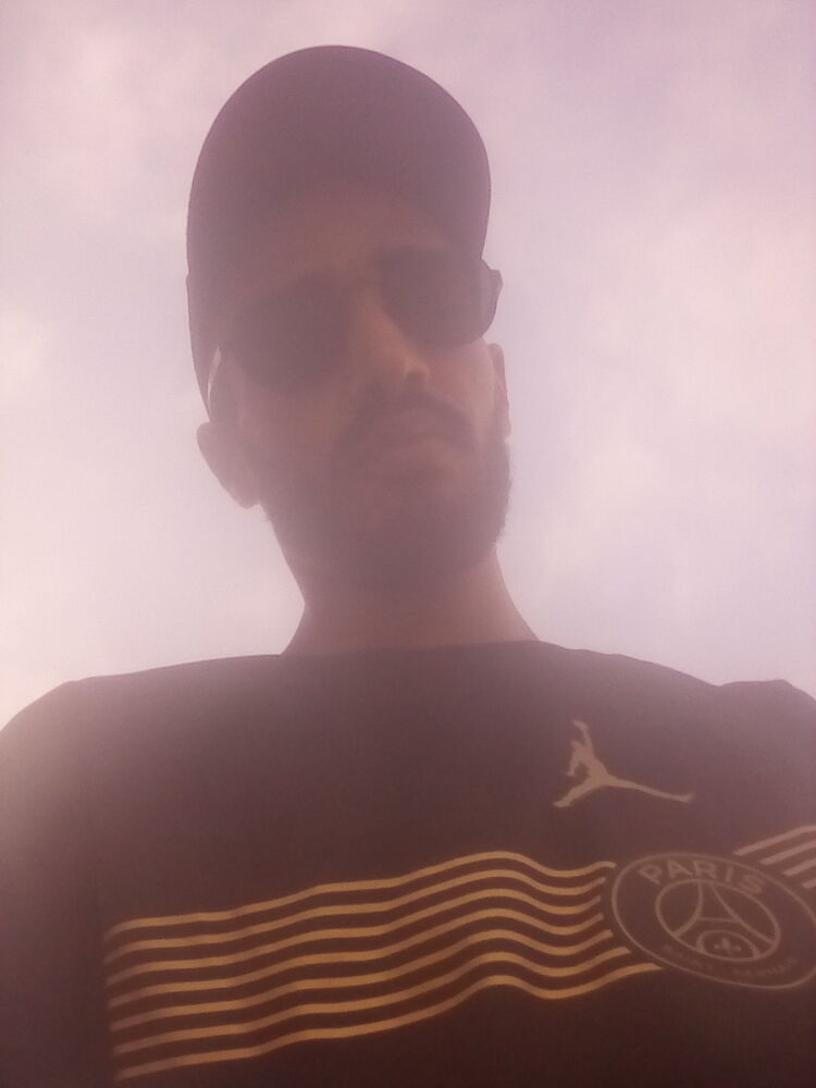  28320581  Mohamed, 29 ,    Oued Sly