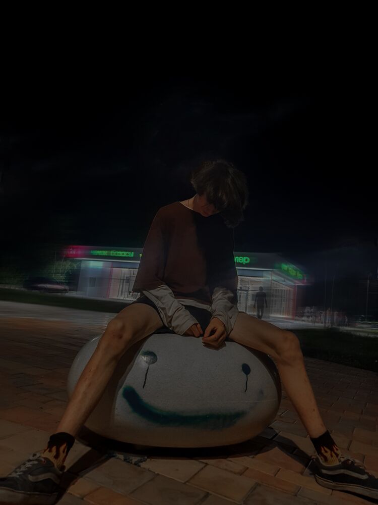  28427351  , 21 ,    
