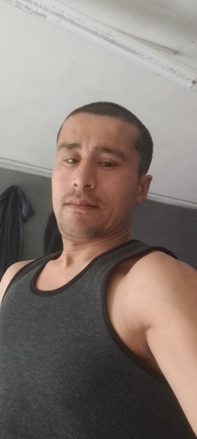  34714131  Narzullo, 29 ,    