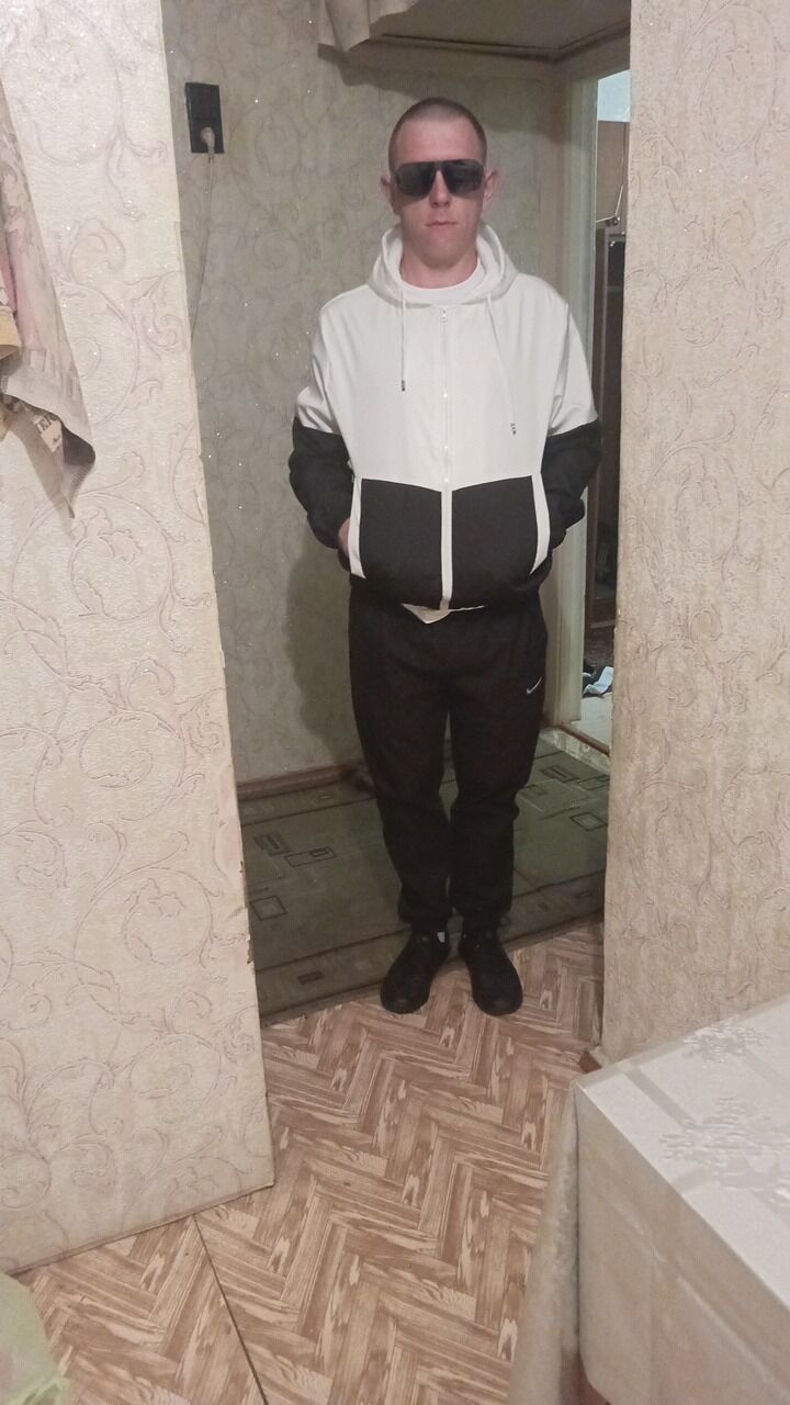  44174121  , 33 ,     