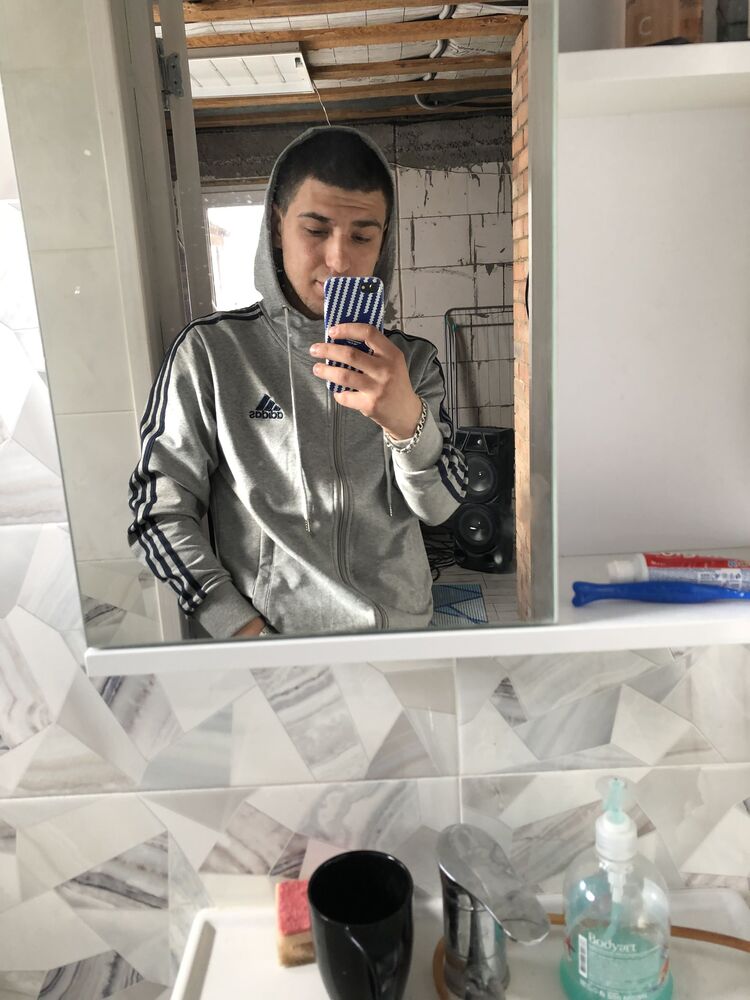  44726171  , 25 ,    