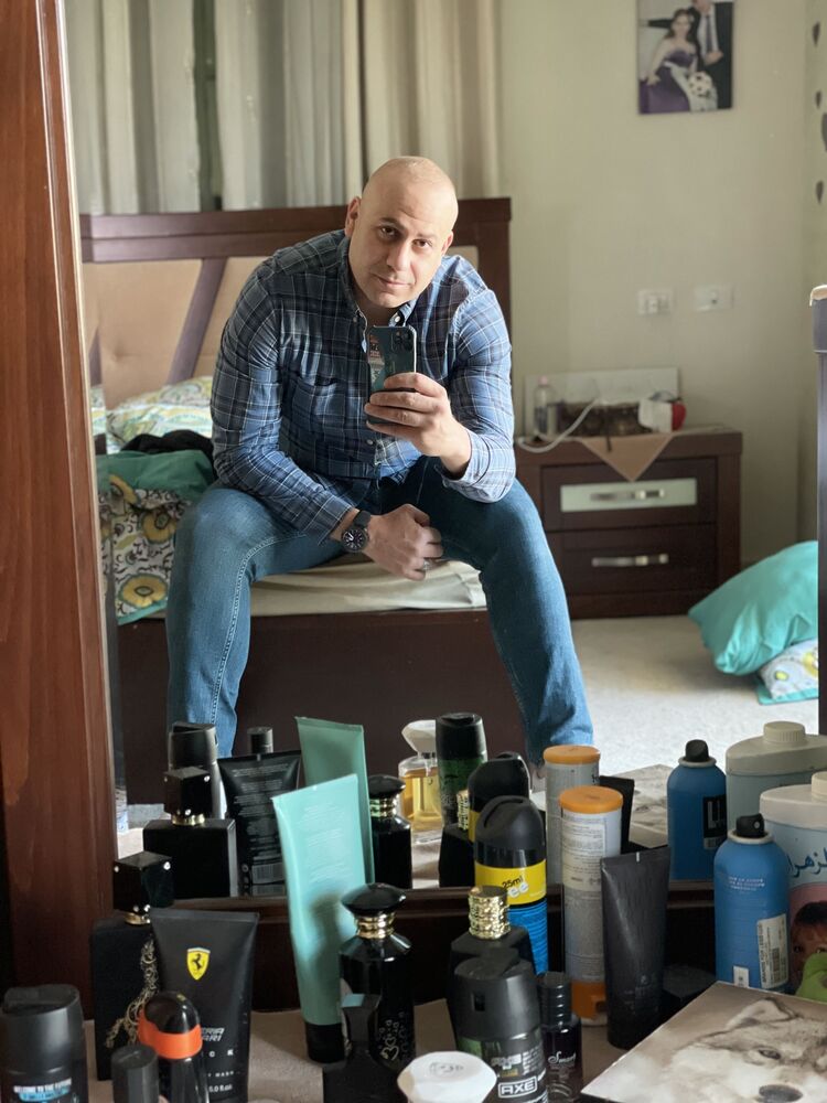  ,   Saleh, 43 ,   ,   