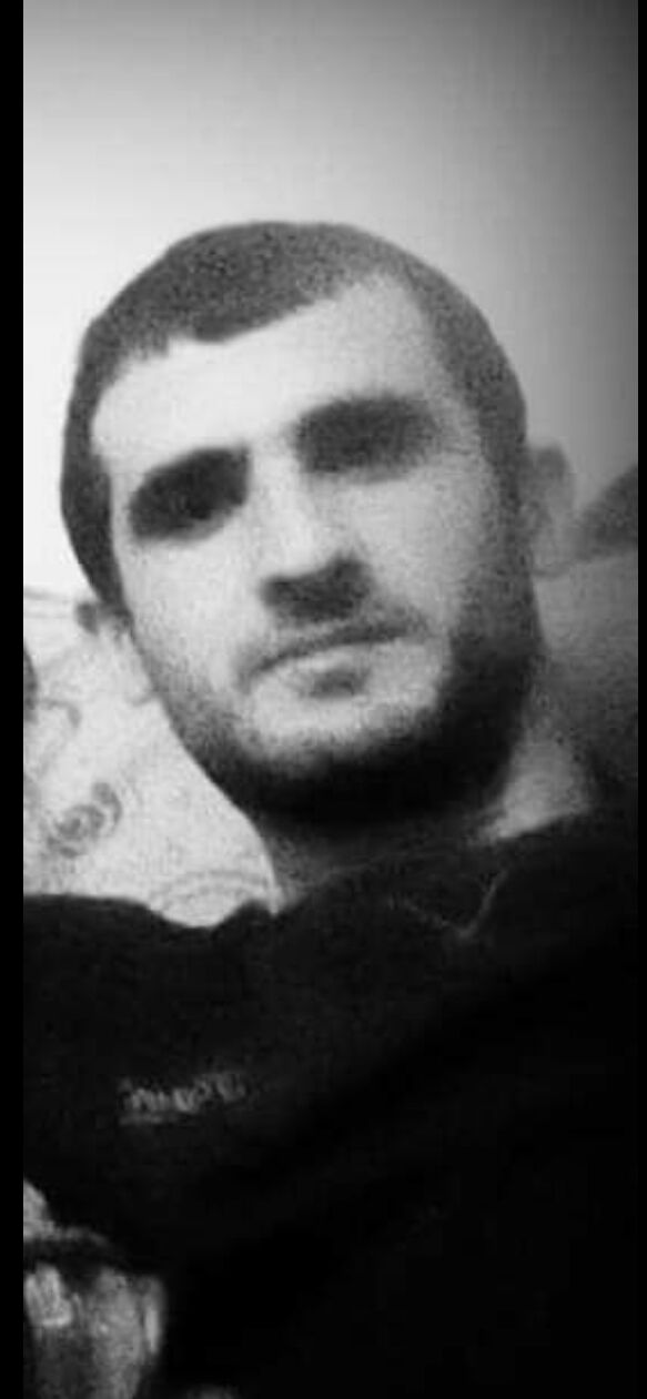  43897301  Karo, 36 ,    