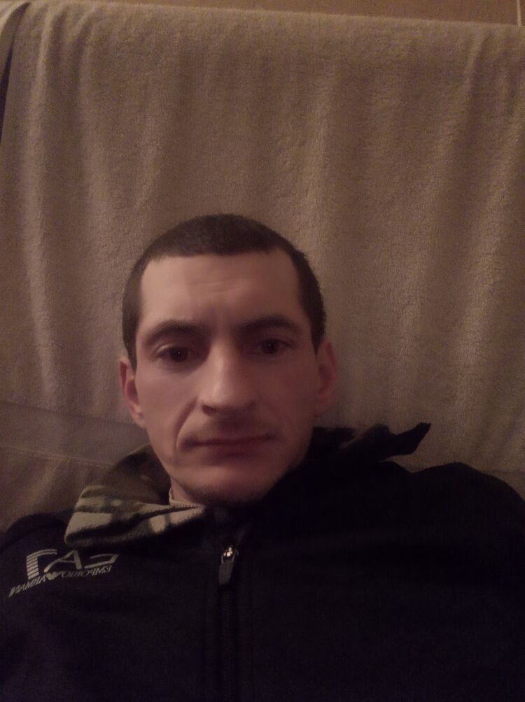  49506641  , 35 ,    -