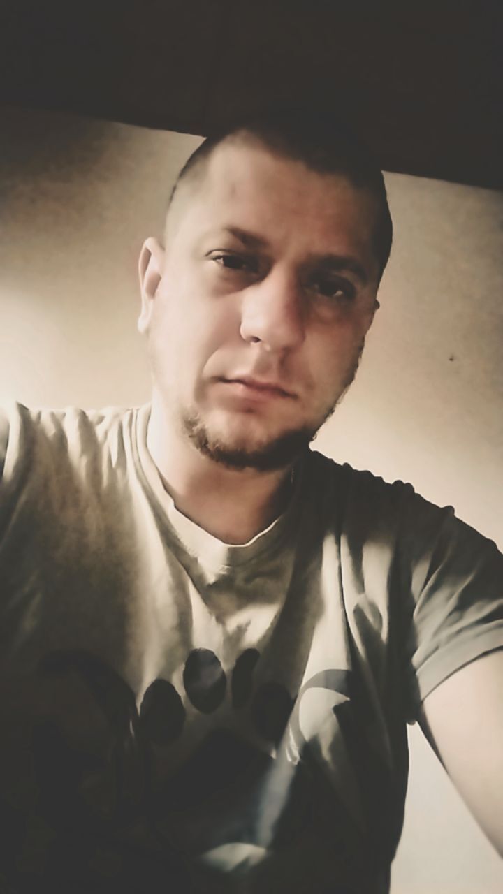  54352981  , 29 ,    Merovice Nad Hanou