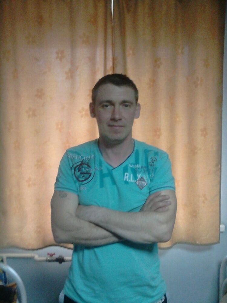 7346651  Viktor, 45 ,    