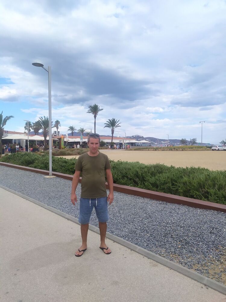  30647911  Alex, 45 ,    