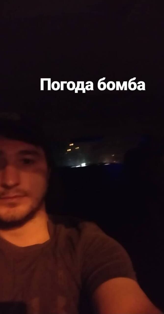  35732061  , 27 ,    