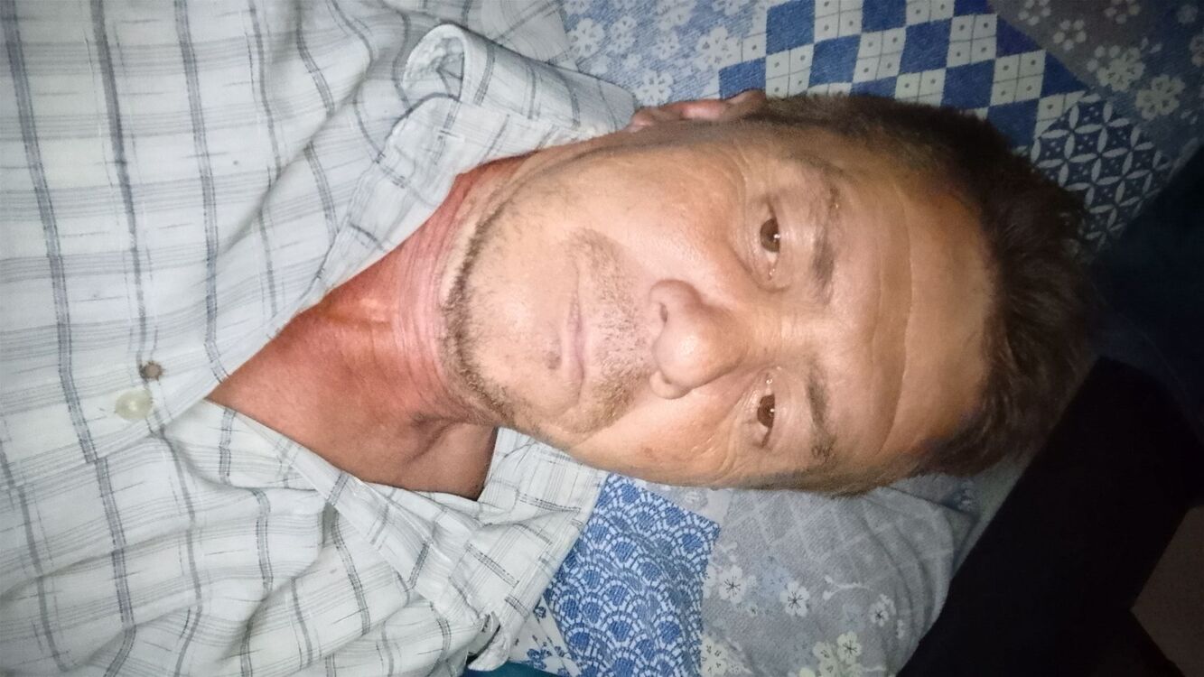  53409331  Pavel, 47 ,    