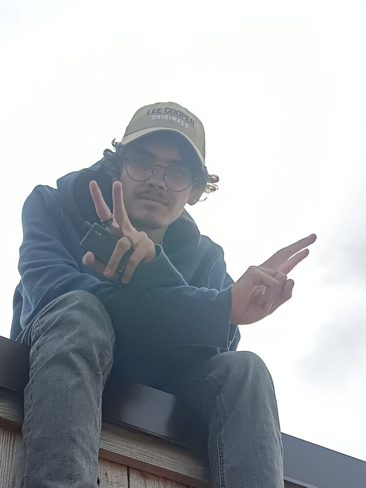  45183341  , 18 ,    