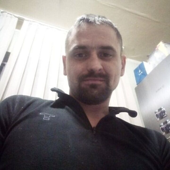  28548041  SexTxes, 42 ,    