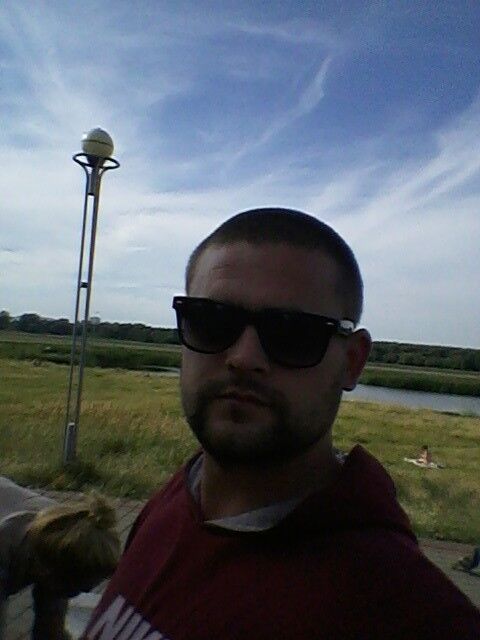  8054881  , 37 ,    