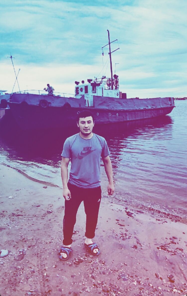  ,   Boburjon, 32 ,   ,   , c 