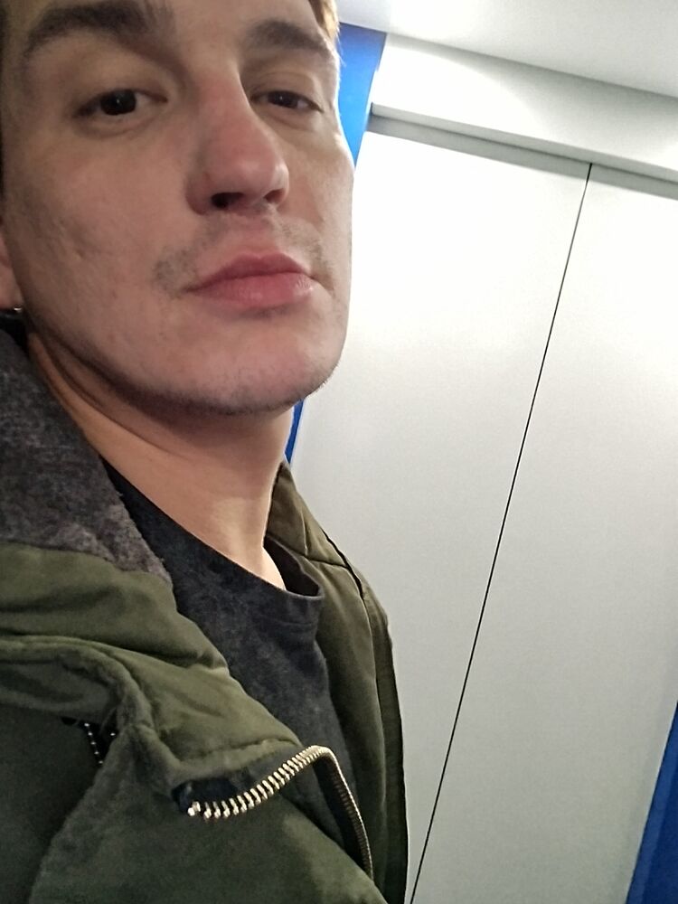  47476571  , 34 ,    