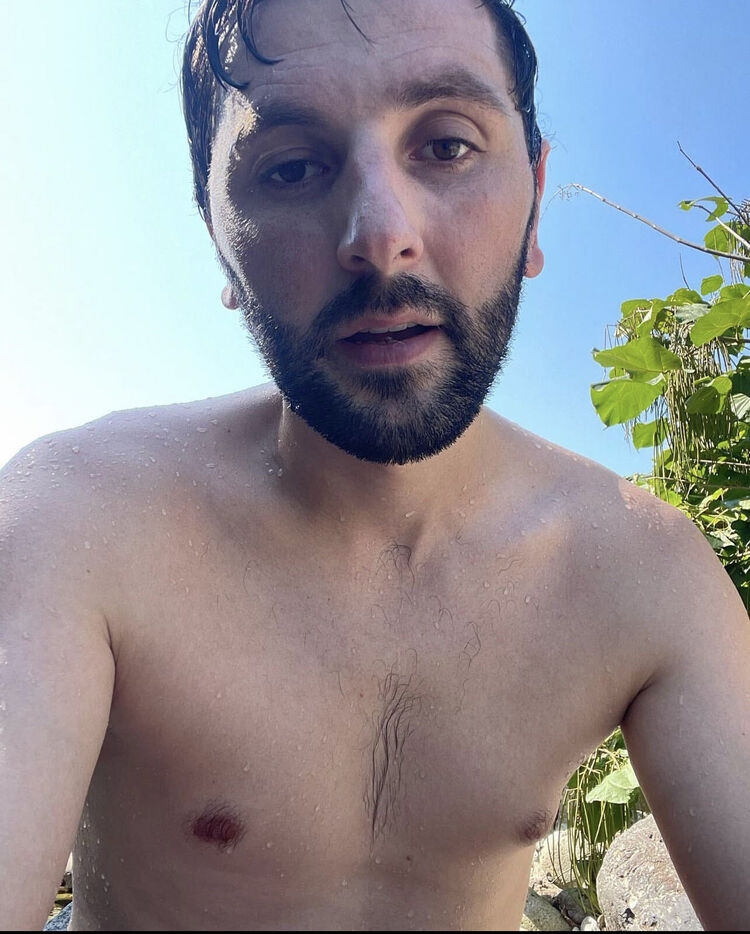  ,   Kiko, 32 ,   