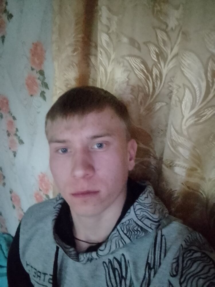  44740231  Diman, 27 ,     