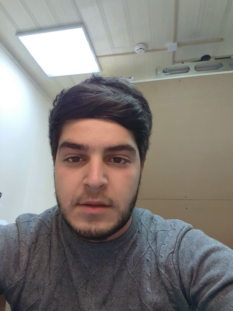  22856521  , 31 ,     