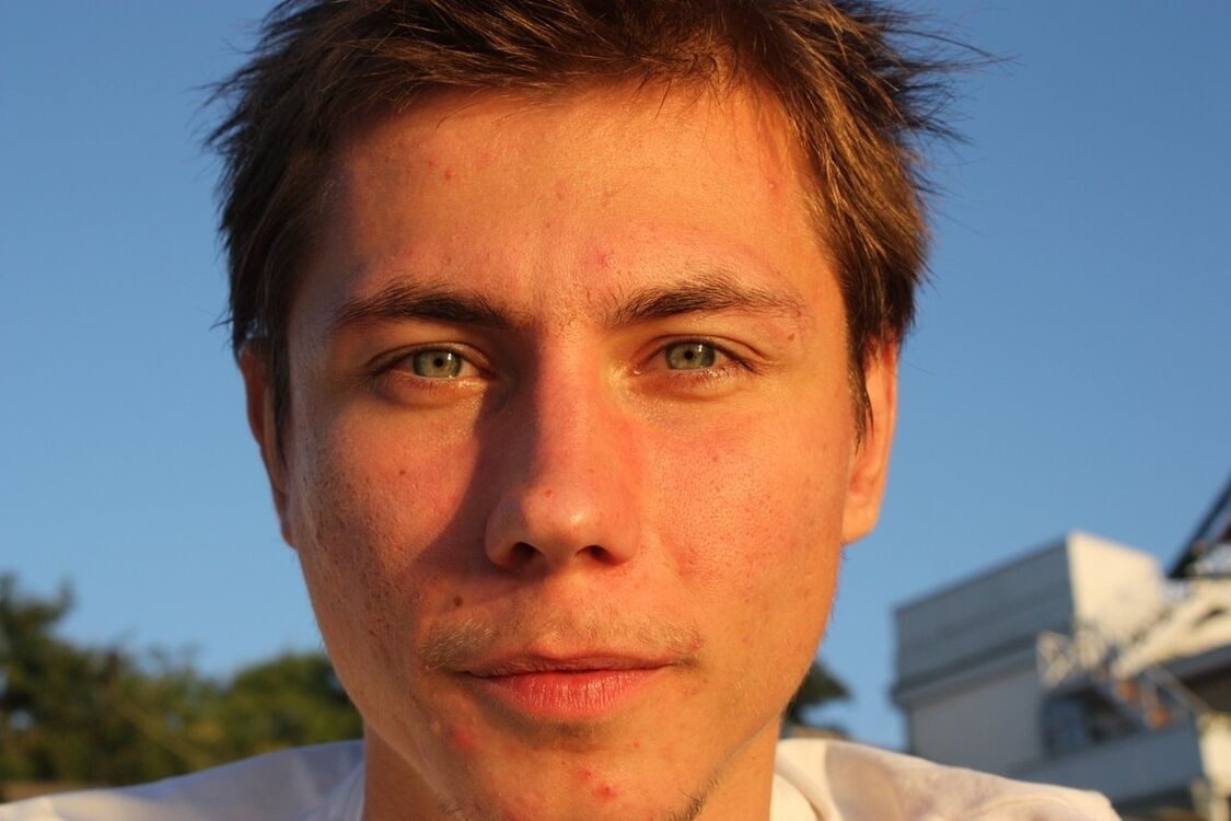  ,   Zhenya, 41 ,   ,   , c , 