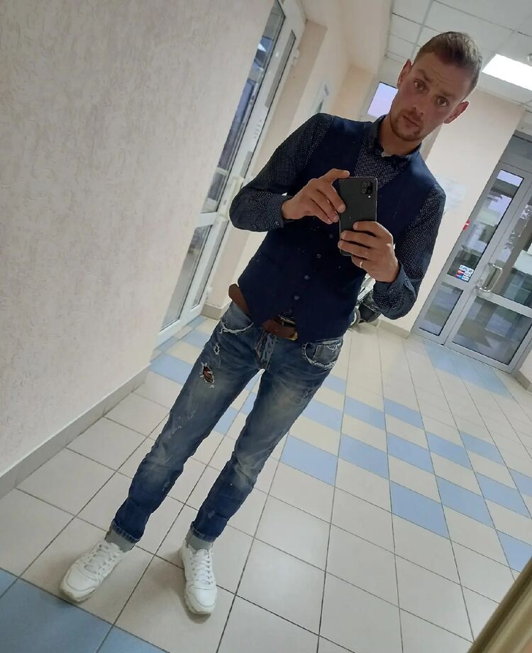  47969291  A, 33 ,    