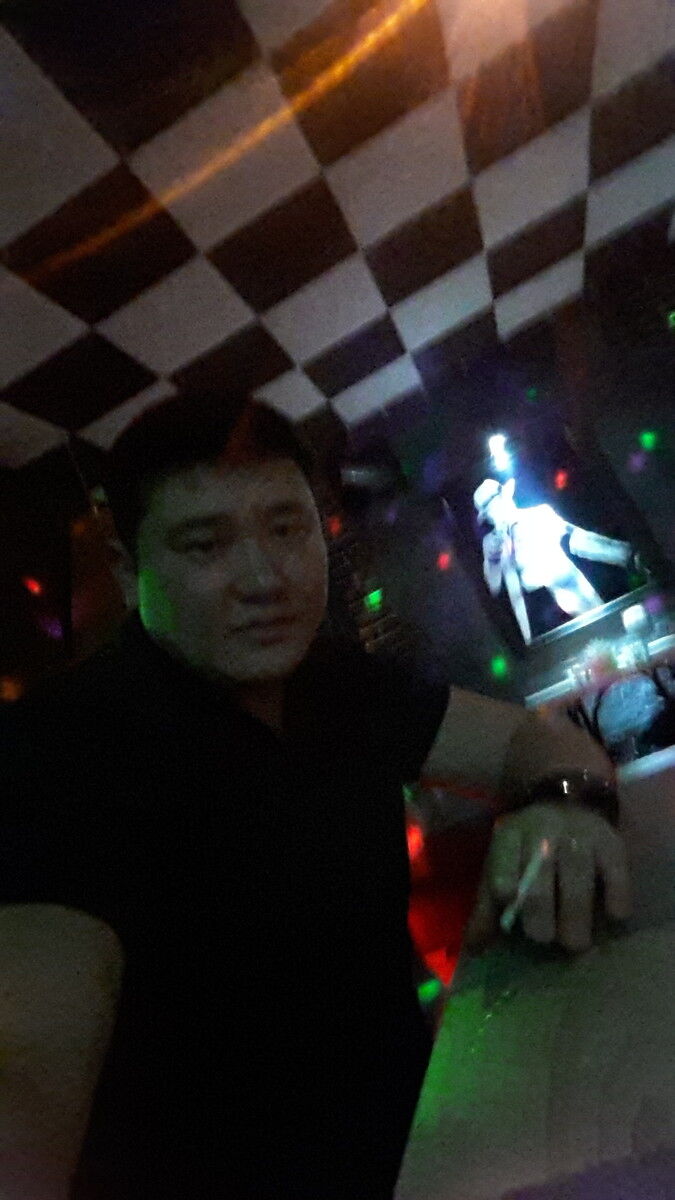  ,   Lee Djen, 37 ,   ,   , c , 