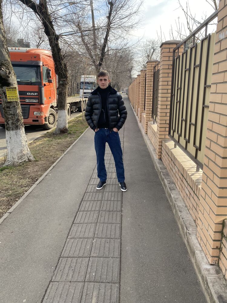  32364691  , 23 ,    