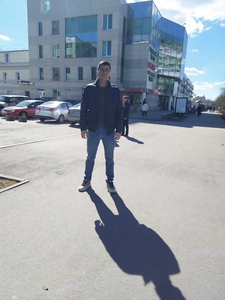  29510221  Pavel, 32 ,    -