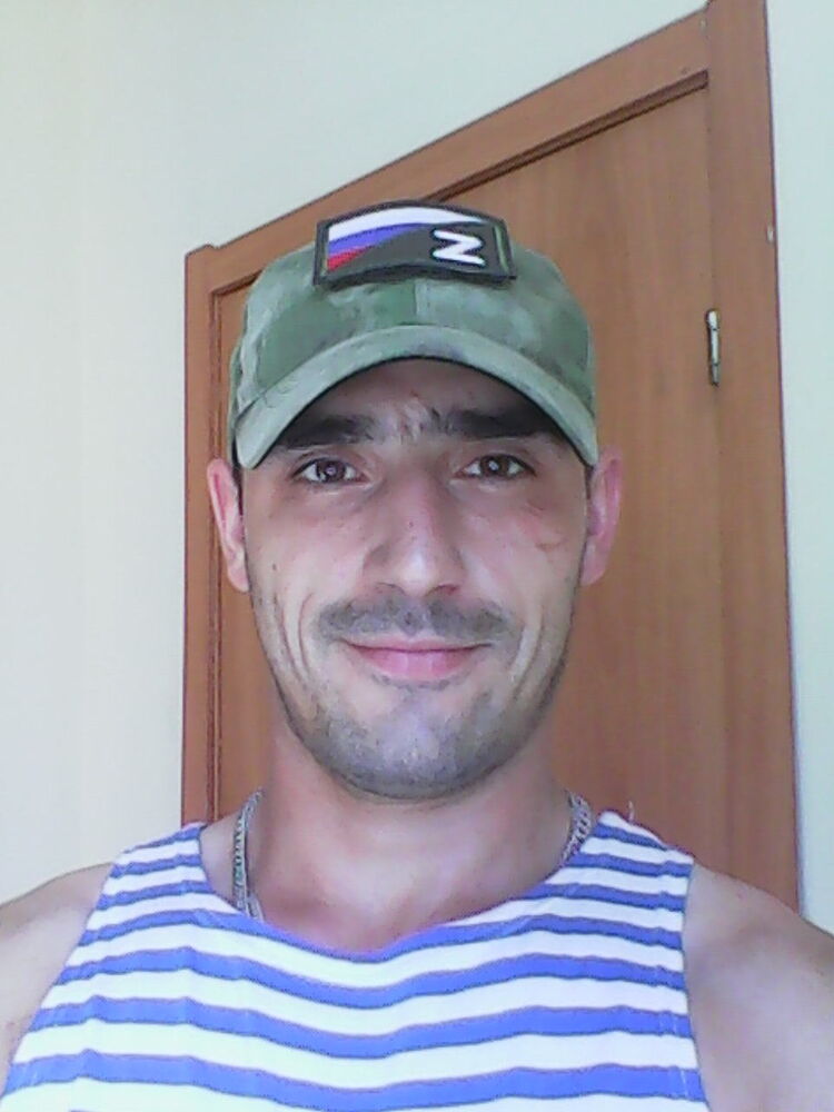  36678221  Grigo, 34 ,    