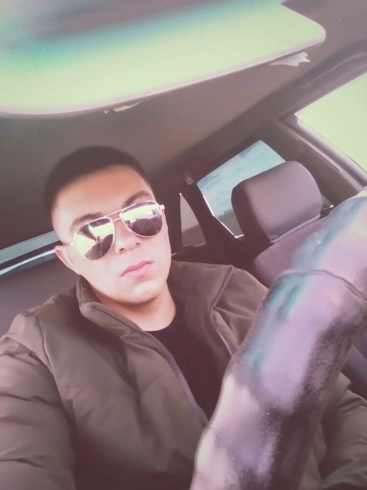  54790921  Baurzhan, 31 ,    