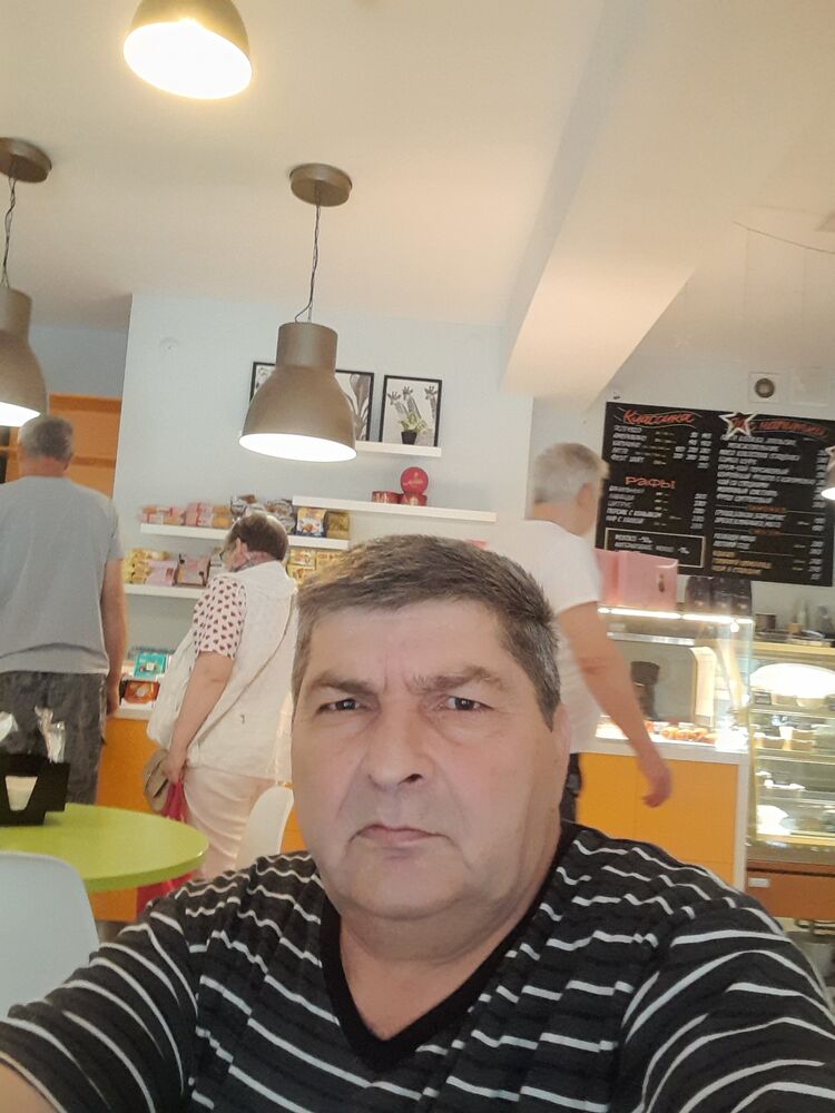  44065231  , 53 ,    