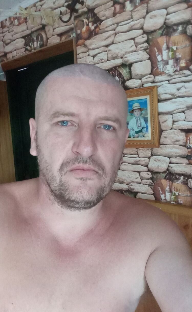  25887771  , 45 ,    