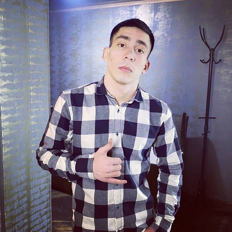  46653831  Al, 25 ,    