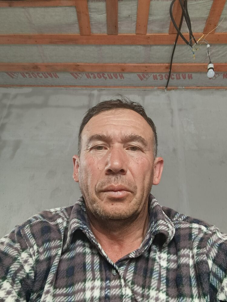  52911611  Bek, 48 ,    