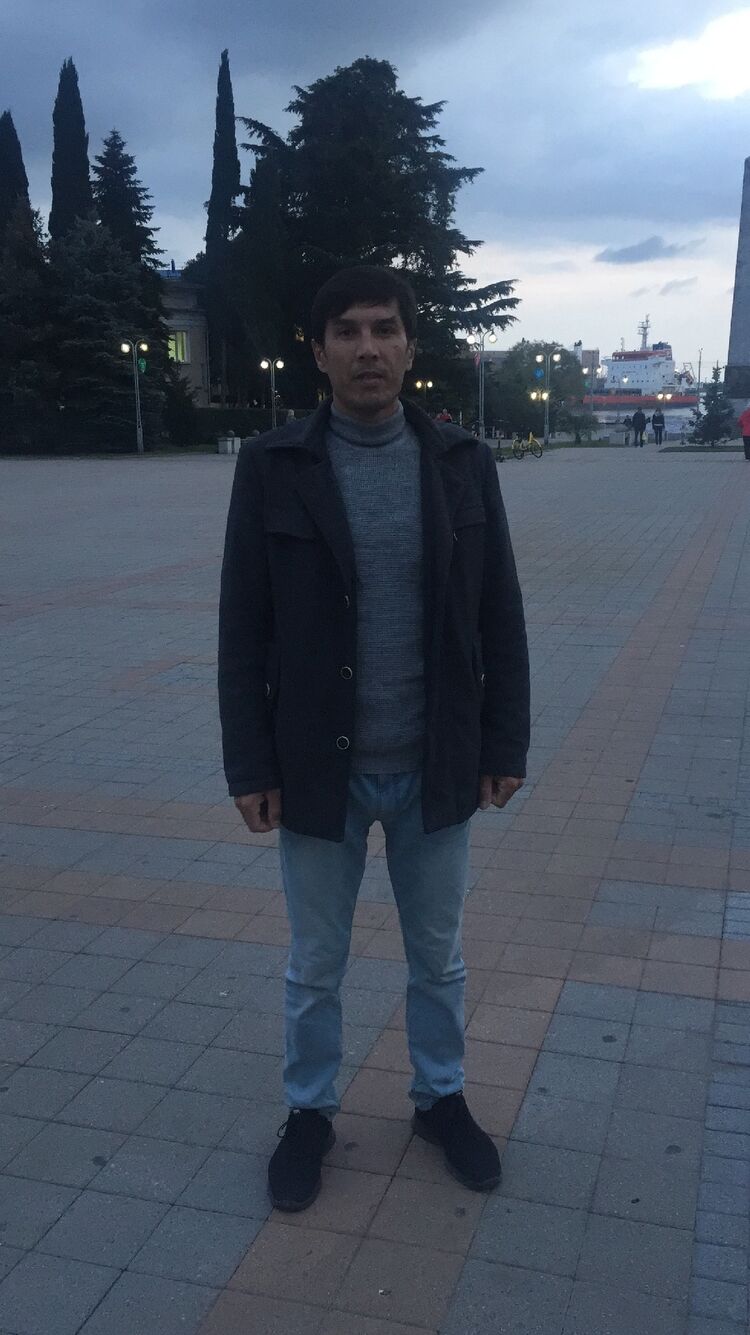  37972971  , 42 ,    