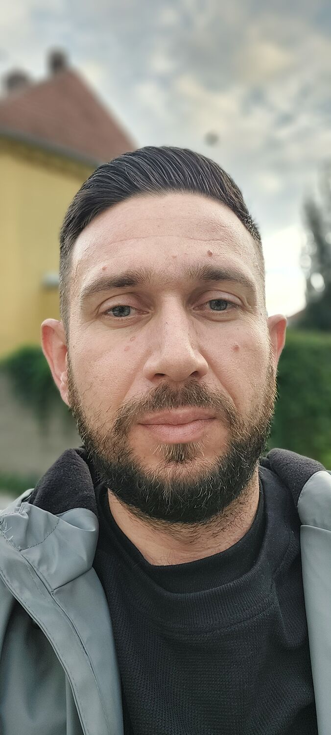  54069471  Vasyl, 39 ,    Pohorelice