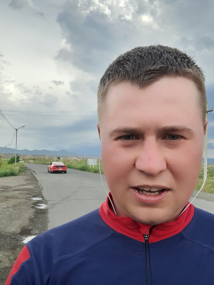  35974781  Anatoly, 29 ,    