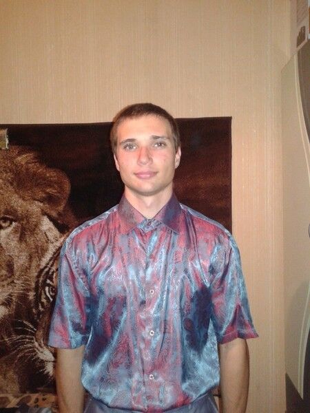  ,   Vlad, 30 ,   