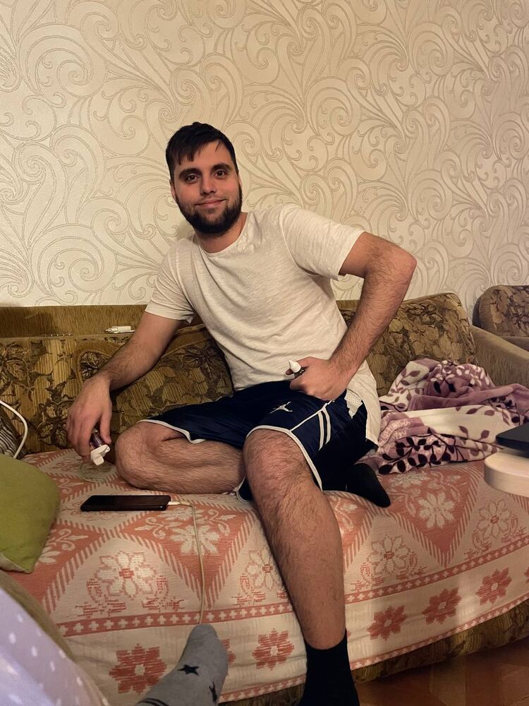  48094421  Dima, 26 ,    