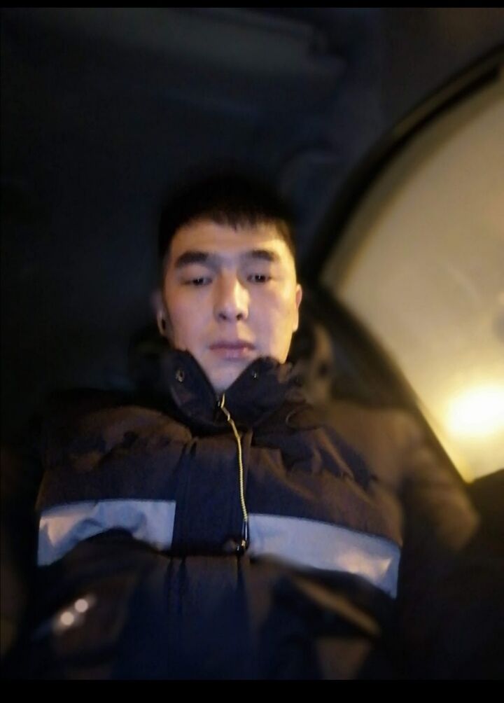  22653651  , 37 ,    